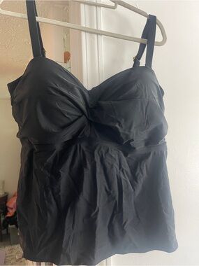 Catalina Black Plus-Size Tankini Swim Top